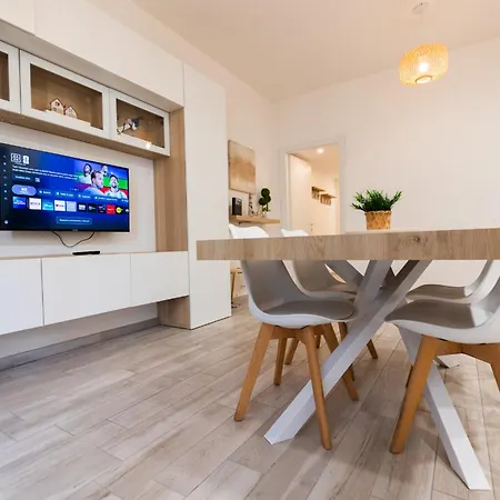 Inbonora Apartman *